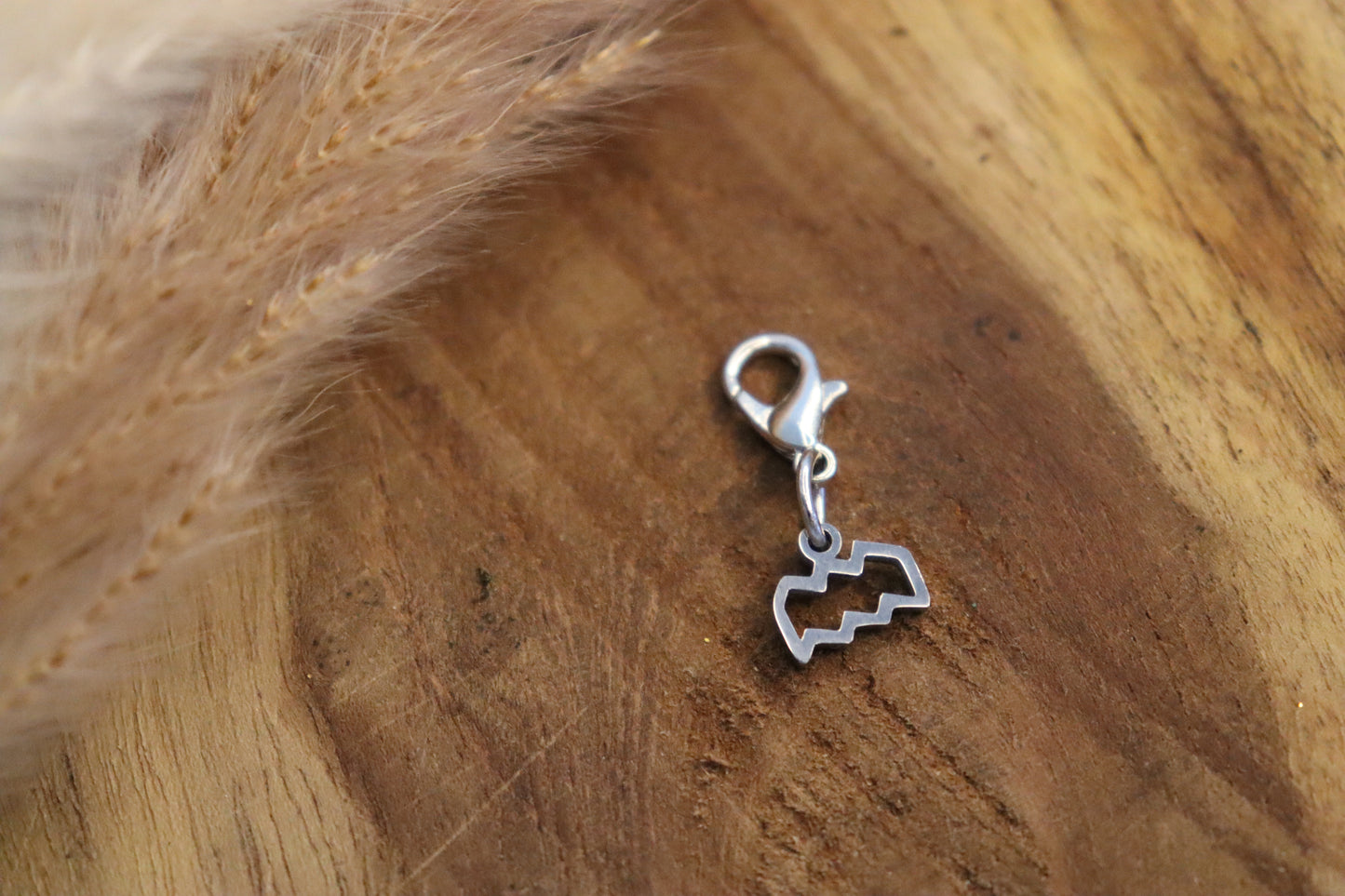 Collier_charms Création de bijoux_Les Secrets d'Enola Bracelet_boucles d'oreilles Pierres de naissances_Fabrication Française.