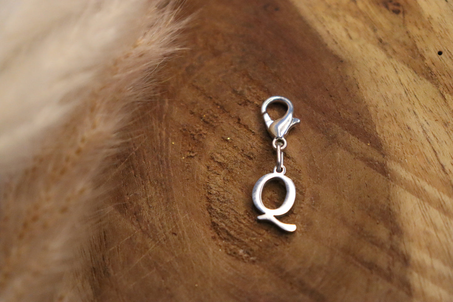 Collier_charms Création de bijoux_Les Secrets d'Enola Bracelet_boucles d'oreilles Pierres de naissances_Fabrication Française.