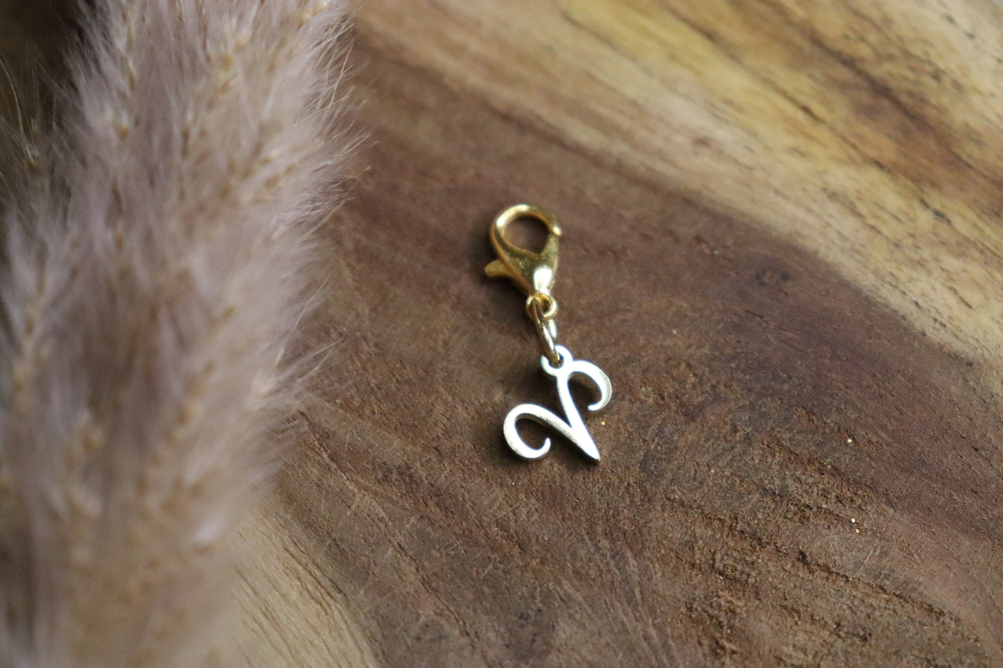 Collier_charms Création de bijoux_Les Secrets d'Enola Bracelet_boucles d'oreilles Pierres de naissances_Fabrication Française.