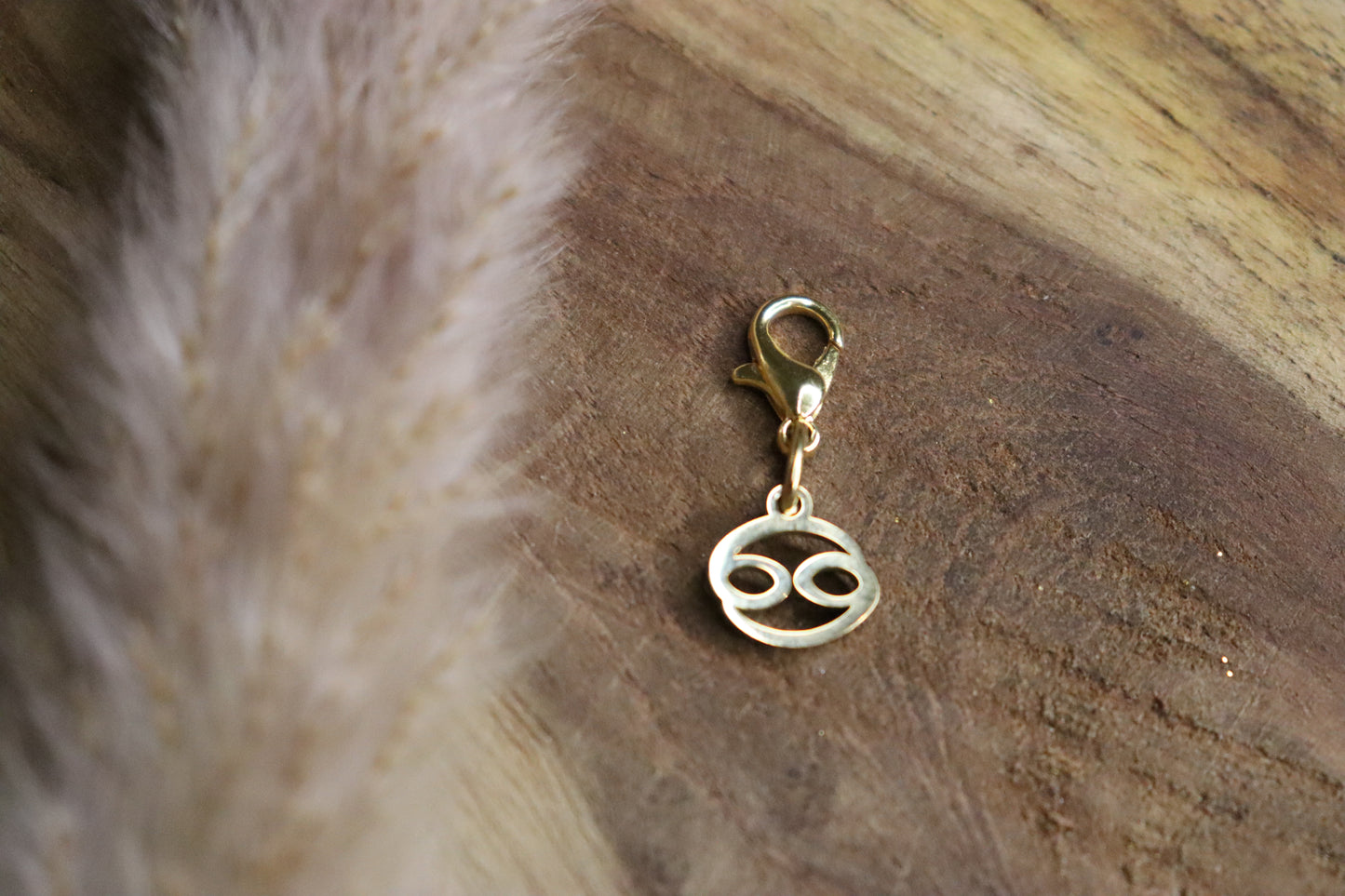 Collier_charms Création de bijoux_Les Secrets d'Enola Bracelet_boucles d'oreilles Pierres de naissances_Fabrication Française.