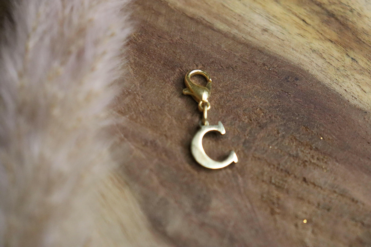 Collier_charms Création de bijoux_Les Secrets d'Enola Bracelet_boucles d'oreilles Pierres de naissances_Fabrication Française.