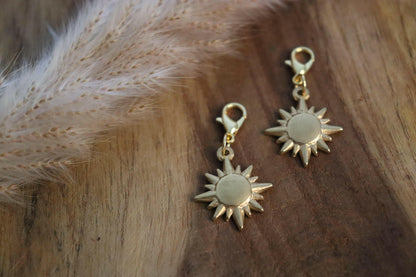 Collier_charms Création de bijoux_Les Secrets d'Enola  Bracelet_boucles d'oreilles  Pierres de naissances_Fabrication Française.